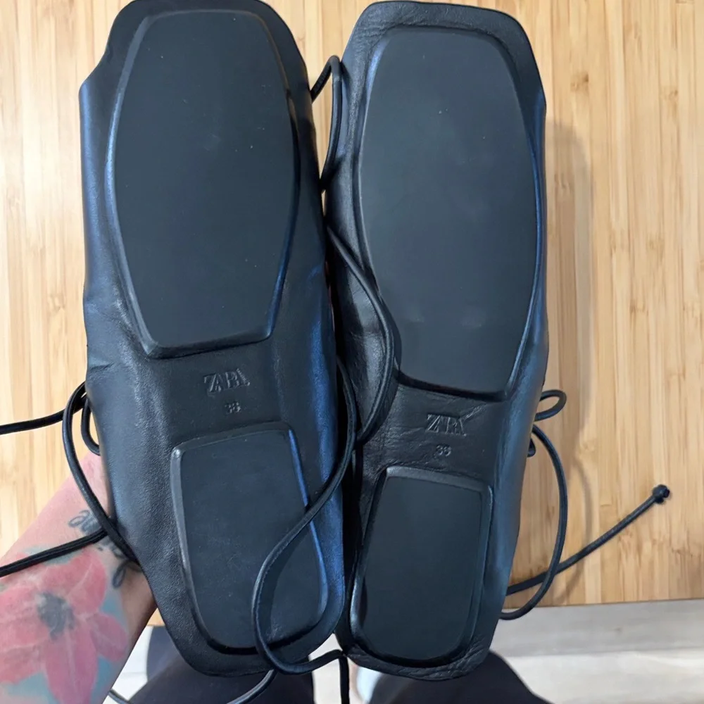 Zara Black Beaded Women's‎ Sandals - Picture 4 of 4